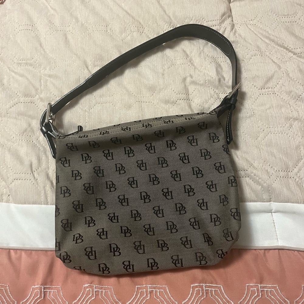 Dooney and Bourke purse